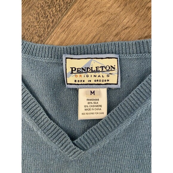 Pendleton Cashmere V-Neck Light Blue Pullover Knit Sweater Women’s Medium - Picture 3 of 7